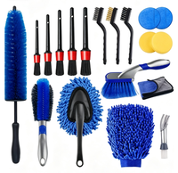 Kit de 17 brosses de detailing automobile, kit de nettoyage auto, brosses pour roues et pneus, éponge de cirage, gant de lavage, serviette, outils d'entretien intérieur et extérieur