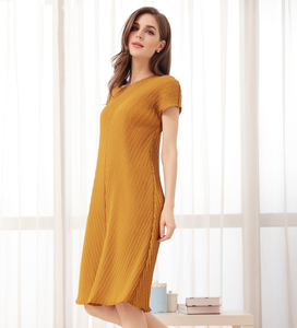Verano de manga corta de cuello redondo de corte Slim elástico mujeres plisada vestido de una-pieza - Product Image 5