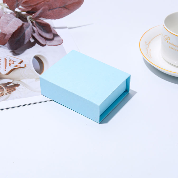 กล่องสร้อยข้อมือ(9*7*3)