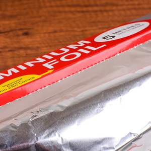 Papel de aluminio de 10 metros, resistente, apto para horno, para hornear, barbacoa y pícnic. - Product Image 3