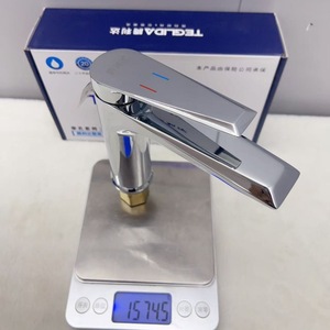 Grifo de lavabo monomando Teglida de acero inoxidable 304, montado en cubierta, con núcleo de válvula de latón de un solo orificio - Product Image 2