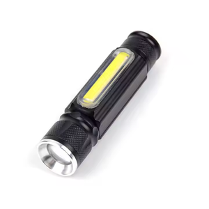 Antorcha LED recargable de alta potencia Martillo de emergencia con zoom Autodefensa para acampar Impermeable con carga USB Cuerpo ABS IP55 - Product Image 5