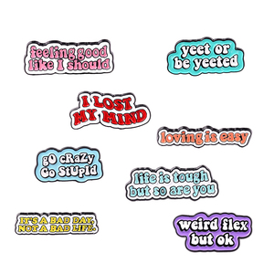 Pin Metálico Esmaltado con Frases Divertidas Personalizadas, Estilo GO Crazy Love Is Easy, para Hombres y Mujeres, Accesorios <span class=keywords><strong>de</strong></span> Joyería, Regalos - Product Image 4