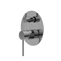Robinet de bain rond en laiton chromé poli gris de luxe avec mitigeur mural dissimulé et jet doux