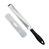 Premium 304 roestvrijstalen handmatige rasp, heavy-duty, roestvrij, kaasschaaf, citroenschiller, knoflook- en groentesnijder, zwart