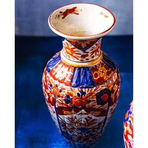 Coppia di Vasi in Porcellana Imari Artigianali, Design Nordico, Decorazione da Tavolo per Pasqua di Daniele F. - Product Image 3