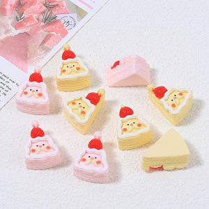 CHENXI Accesorios de Escultura de Pastel Triangular de Papá Noel Personalizados, Dijes de Resina DIY para Carcasas de Teléfono Móvil con Crema - Product Image 2
