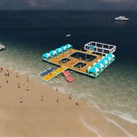 Plateforme Flottante Gonflable de Luxe avec Cabane et Système de Piscine, Solution de Repos et d'Ombre pour Plage et Resort