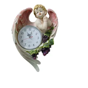 Résine promotionnelle artisanat sculpture meilleure vente horloge murale religieuse pour la décoration de la maison