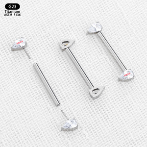 Piercing de titanio F136 con circonita en forma de lágrima para pezón, 22 mm, 1.6 mm, varilla recta - Product Image 2