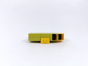 PLC 750132 PNOZ S22 Relais de sécurité, connecteurs manquants - Product Image 3