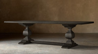 Table à manger de luxe en bois massif, table rectangulaire moderne en chêne noir avec pieds tournés sculptés pour ensemble de mobilier d'hôtel ou de villa