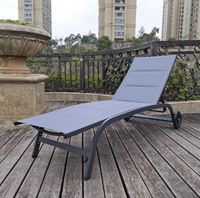Chaise longue pliante extérieure en aluminium KD Chaise longue avec roues Ensemble de jardin au bord de la piscine pour meubles de piscine Utilisation de patio