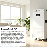 Bloc d'alimentation Dyness SC avec une batterie de 16,076 kWh. La capacité de la batterie au lithium est de 15,272 kWh. Livré avec des roues de voiture.