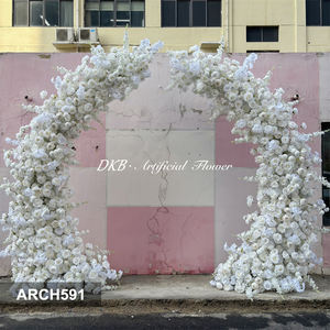 Arreglo de Flores Artificiales de Seda Hecho a Mano, Arco Decorativo para Bodas y Día de la Madre, Forma de Cuerno de Rosa, Elegante y Realista - Product Image 2