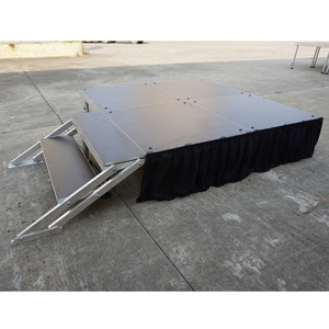 Escenario Telescópico de 4 pies x 4 pies, Altura Ajustable, Construcción Ligera de Aluminio, Fácil Montaje, Certificación CE para Exteriores - Product Image 1