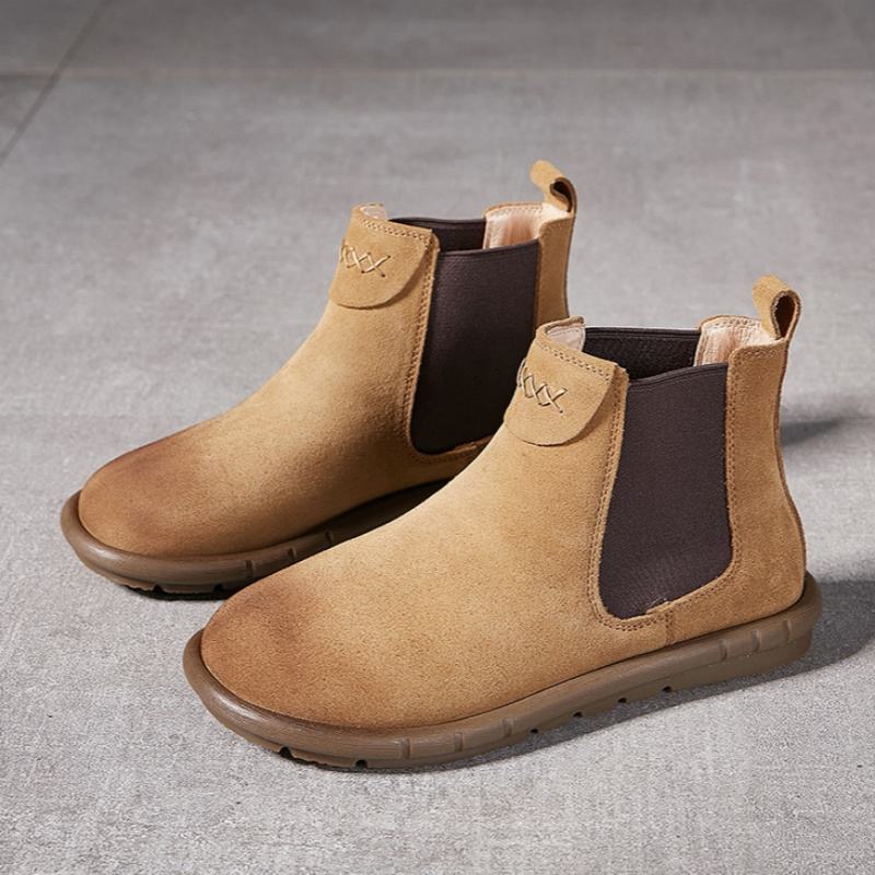 สีน้ำตาล