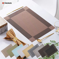 Set de Napperons de Table en PVC Tressé Gris Imperméable Personnalisé pour Cuisine et Restaurant – Idéal comme Cadeau