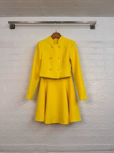 Completo <span class=keywords><strong>Estivo</strong></span> da Donna con Giacca <span class=keywords><strong>Doppiopetto</strong></span> e Gonna, Stile Casual Chic in Blu - Product Image 4