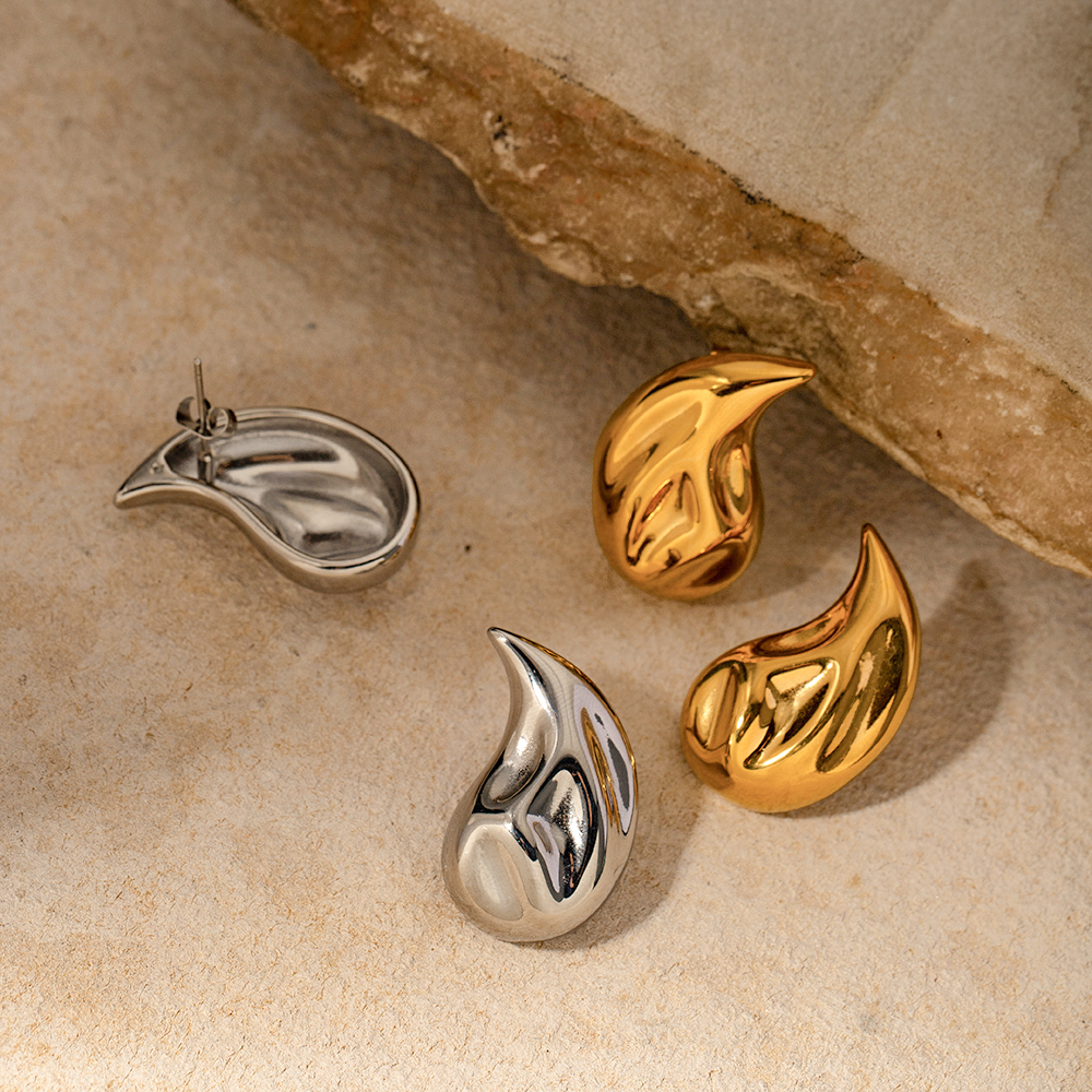 Lava Hammer Water Drop Shape Chunky Earring - Silver
