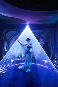 Proyector de máquina de nieve de animación de boda 3D con espectáculo láser de escenario de discoteca a todo color de 10 vatios con DJ Lazer - Product Image 2