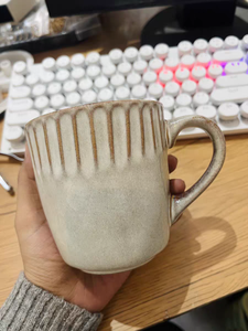 Wholesale Chinese Supplier Japanese Style Embossed Retro Ceramic Stoneware Coffee Mugs Eco-friendly Dishwasher & Microwave Safe - Product Image 4