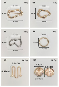 Anello Decorativo Regolabile di Grandi Dimensioni con Elementi Marini e Fibbia in Metallo - Product Image 6