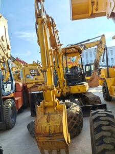 Mini-excavatrice d'occasion Komatsu PC40, matériel d'ingénierie et de construction d'occasion, excavatrice japonaise d'occasion à vendre - Product Image 3