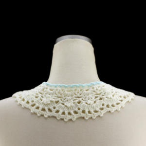 Accesorios de ropa de cuello desmontable de ganchillo hecho a mano vintage - Product Image 3