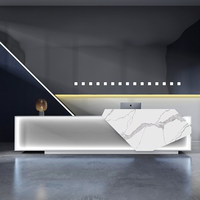 Réception d'entreprise, bureau d'accueil, hôtel, simple, moderne, en bois massif, écologique, durable, salle de billard, caisse enregistreuse, salon de beauté