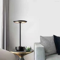 Lampe de bureau électrique moderne de luxe en aluminium, bouton poussoir, gradation progressive 3 couleurs, rechargeable sans fil, LED CRI 70, blanc, usage hôtelier