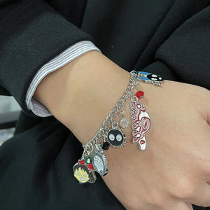 Brazalete de Anime Japonés con Personajes de Ogino <span class=keywords><strong>Chihiro</strong></span>, Sin Rostro, Clásico de Anime, El Viaje de <span class=keywords><strong>Chihiro</strong></span> y <span class=keywords><strong>Totoro</strong></span>, Servicio de Entrega de Kiki - Product Image 2