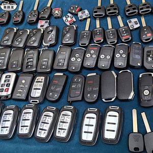 Fabricants de clés de voiture d'origine transpondeur vierge étui de protection de clé de télécommande de voiture coques de clés universelles pour voitures - Product Image 1