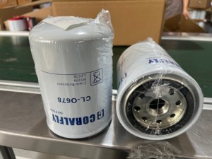 Filtro de Óleo Lubrificante de Alta Qualidade LF678 DBC4785 P550020 BT259 LF678 AR58956 W936/4 para Peças de Caminhão John Deere - Product Image 1