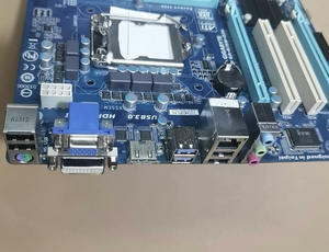 Tarjeta Madre de Escritorio GA-B75M-D3H de Fábrica, Chipset B75, Socket LGA 1155, Compatible con I3 I5 I7, DDR3 32G, ATX, Tarjeta Principal Usada GA-B75M-D3H - Product Image 4