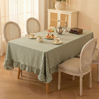 Nappe à volants en coton gingham 100 % DUOLAI, couverture de table à bords festonnés à carreaux pour la maison, la cuisine, les mariages et les fêtes