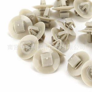 Clips de fixation en plastique pour garniture de portière latérale automobile Shuangxuan 93160023 500326896 pour Renault Iveco Opel - Product Image 4