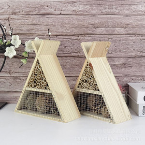 Nido de Insectos de Madera, Colmena Triangular para Colgar al Aire Libre, Color Madera Natural, Adorno de Jardín - Product Image 3
