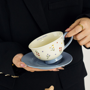 Juego <span class=keywords><strong>de</strong></span> Taza y Plato <span class=keywords><strong>de</strong></span> Café <span class=keywords><strong>de</strong></span> Cerámica <span class=keywords><strong>de</strong></span> Lujo, Ideal como Regalo <span class=keywords><strong>de</strong></span> Cumpleaños <span class=keywords><strong>para</strong></span> Chicas o como Regalo <span class=keywords><strong>para</strong></span> Recién Casadas - Product Image 5