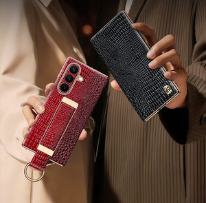 เคสโทรศัพท์ <span class=keywords><strong>Samsung</strong></span> Z <span class=keywords><strong>Fold</strong></span> 8 ultra ลายหนังจระเข้ แบบฝาพับแม่เหล็ก พร้อมสายคล้องมือ ใช้ได้กับ <span class=keywords><strong>Samsung</strong></span> Z <span class=keywords><strong>Fold</strong></span> 8765 - Product Image 2