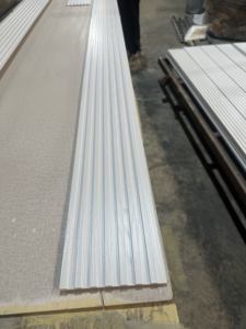 Nouveau design de panneaux muraux anti-bruit cannelés 3D en <span class=keywords><strong>bambou</strong></span> WPC PVC pour la décoration intérieure de bureaux à domicile - Product Image 3