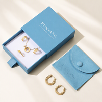 Ensemble d'emballage de bijoux personnalisé OEM avec boîte cadeau bleu clair et pochette à fermeture à bouton pour boucles d'oreilles, colliers et présentation en magasin