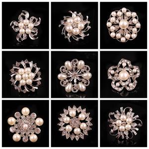 Broches de Cristal con Flores, Modernos y Elegantes, Botones de Diamantes de Imitación, Aleación Chapada en Oro, Personalizados, Unisex, para Uso Diario, Regalo de Compromiso, Fiesta - Product Image 4