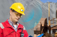 Bouton SOS BLE5.0 d'étiquette de casque de travailleur d'accéléromètre étanche IP67 durable pour la communication fabriquée par balise Bluetooth
