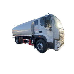 Camion-citerne à huile de 10 tonnes, approvisionnement direct d'usine - Pour l'Afrique, l'Asie du Sud-Est, l'Amérique du Sud, le Moyen-Orient et l'Asie centrale - Product Image 1