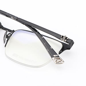 Klasik yarım çerçeve siyah Punk dayanıklı optik reçete Y2k lüks marka koruyucu gözlük güvenlik titanyum gözlük çerçeveleri - Product Image 5