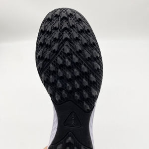 Huadong MD + suola in gomma con fondo in erba da calcio - Product Image 2