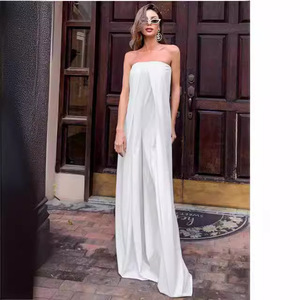 Mono de mujer con hombros descubiertos, cintura alta, pantalón largo de crepé, para fiesta, en negro, blanco y rojo - Product Image 4