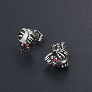 Pendientes de acero de titanio con forma de calavera de ojos rojos para hombre, joyería de moda con cabeza de esqueleto CF106 - Product Image 2