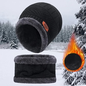 Bonnet-écharpe polaire d'hiver épais et chaud en laine tricotée pour hommes et femmes, idéal pour le cyclisme, le ski et la protection contre le froid, avec masque de cou intégré - Product Image 6